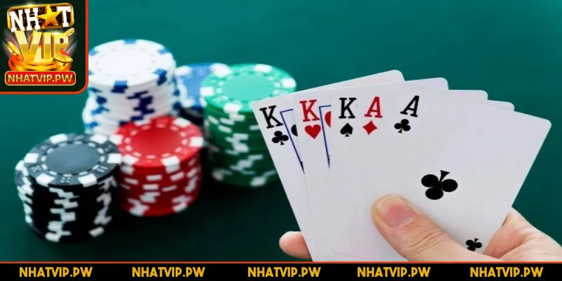 Tá lả là trò chơi bài dân gian truyền thống khá phổ biến tại Việt Nam